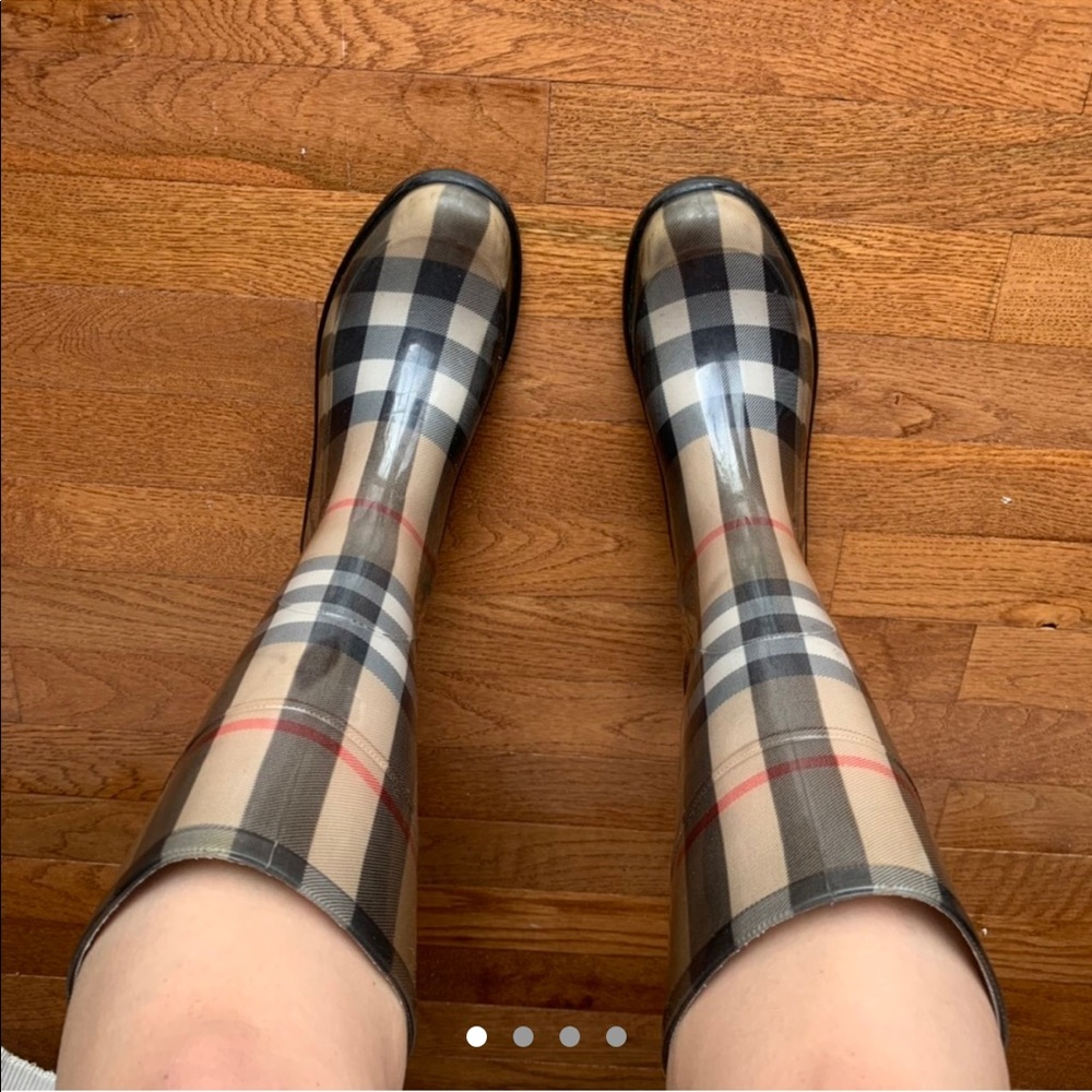 BURBERRY rain boots